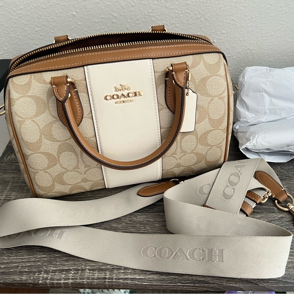 Coach Tan and Cream Signature Rowan Handbag - Picture 4 of 4